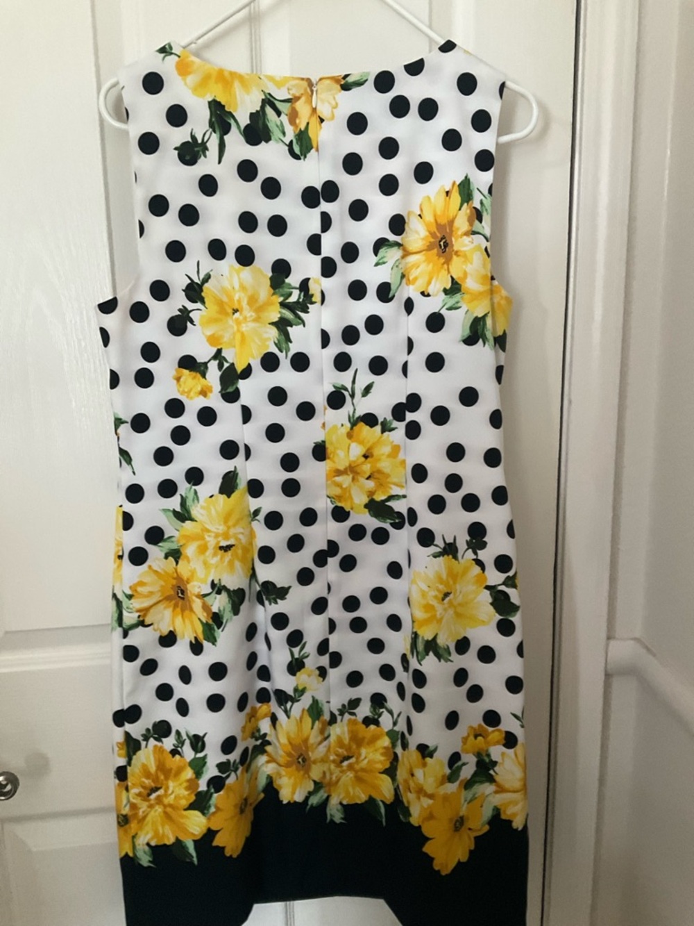 Sleeveless Polka Dot Dress with Yellow Floral Print 8 M Women